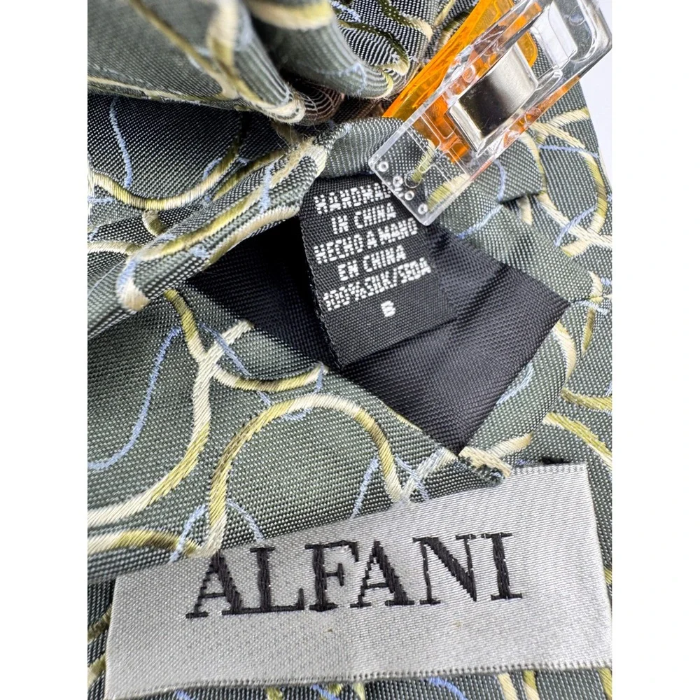 Alfani Men's Necktie Gray Abstract Circles‎ 100% Silk Business Career